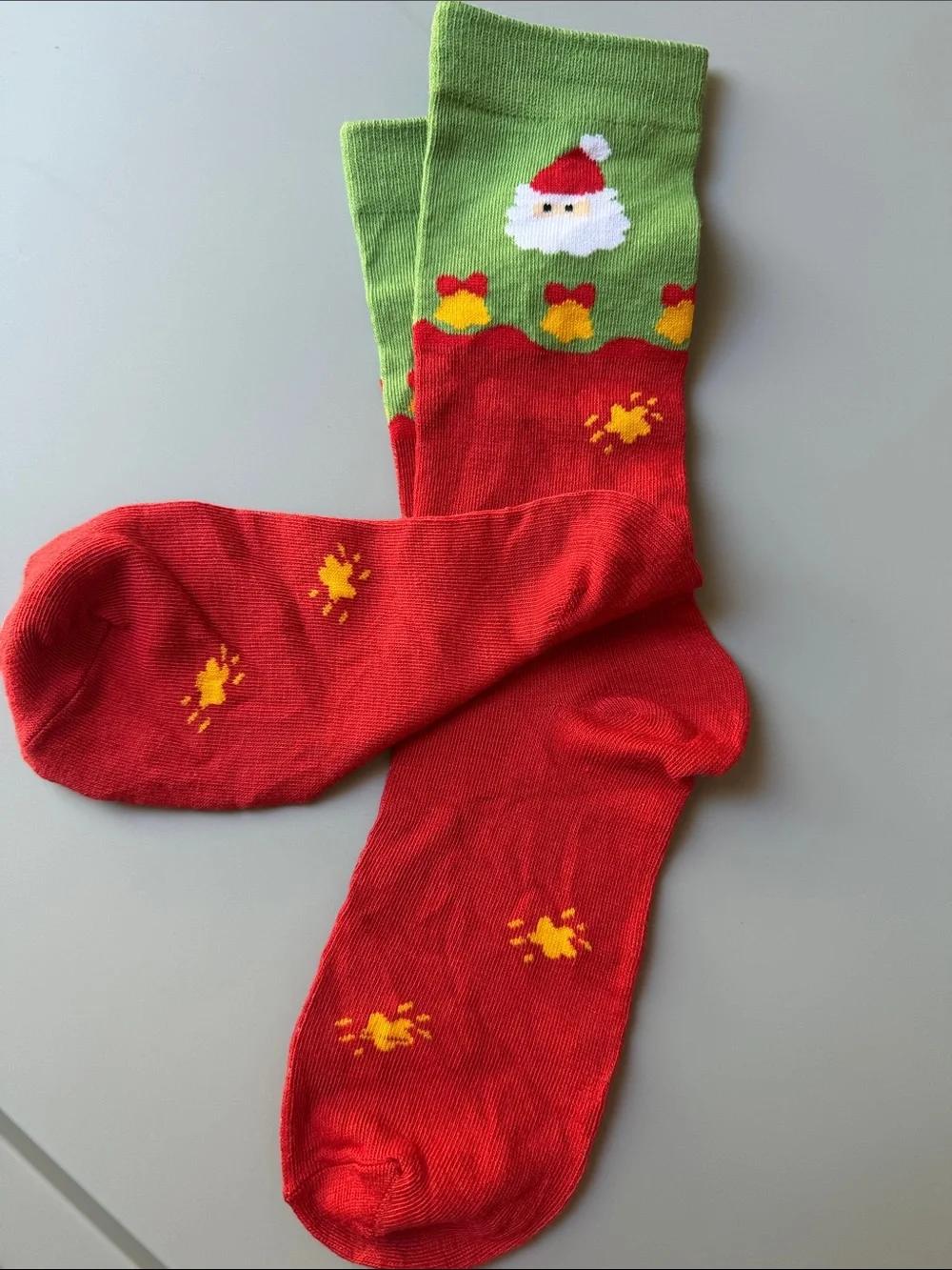 Christmas Santa Crew Socks for Red & Green- NWOT